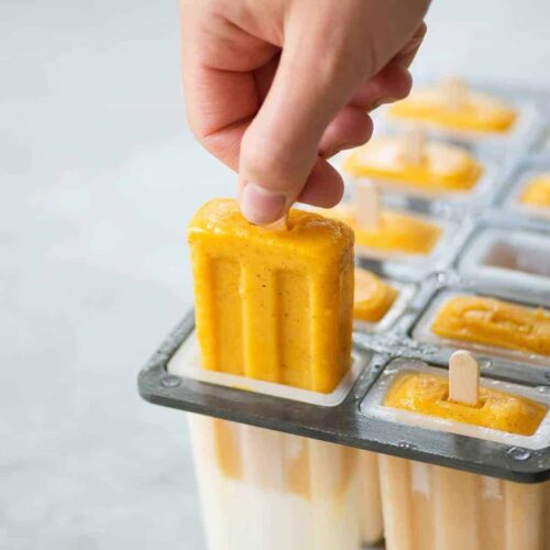 If You Love Chili Salt On Fresh Mango, Then You'Ve Gotta Try These Sweet Chili Mango Popsicles! Dairy-Free, Vegan And Gluten-Free. | Www.delishknowledge.com