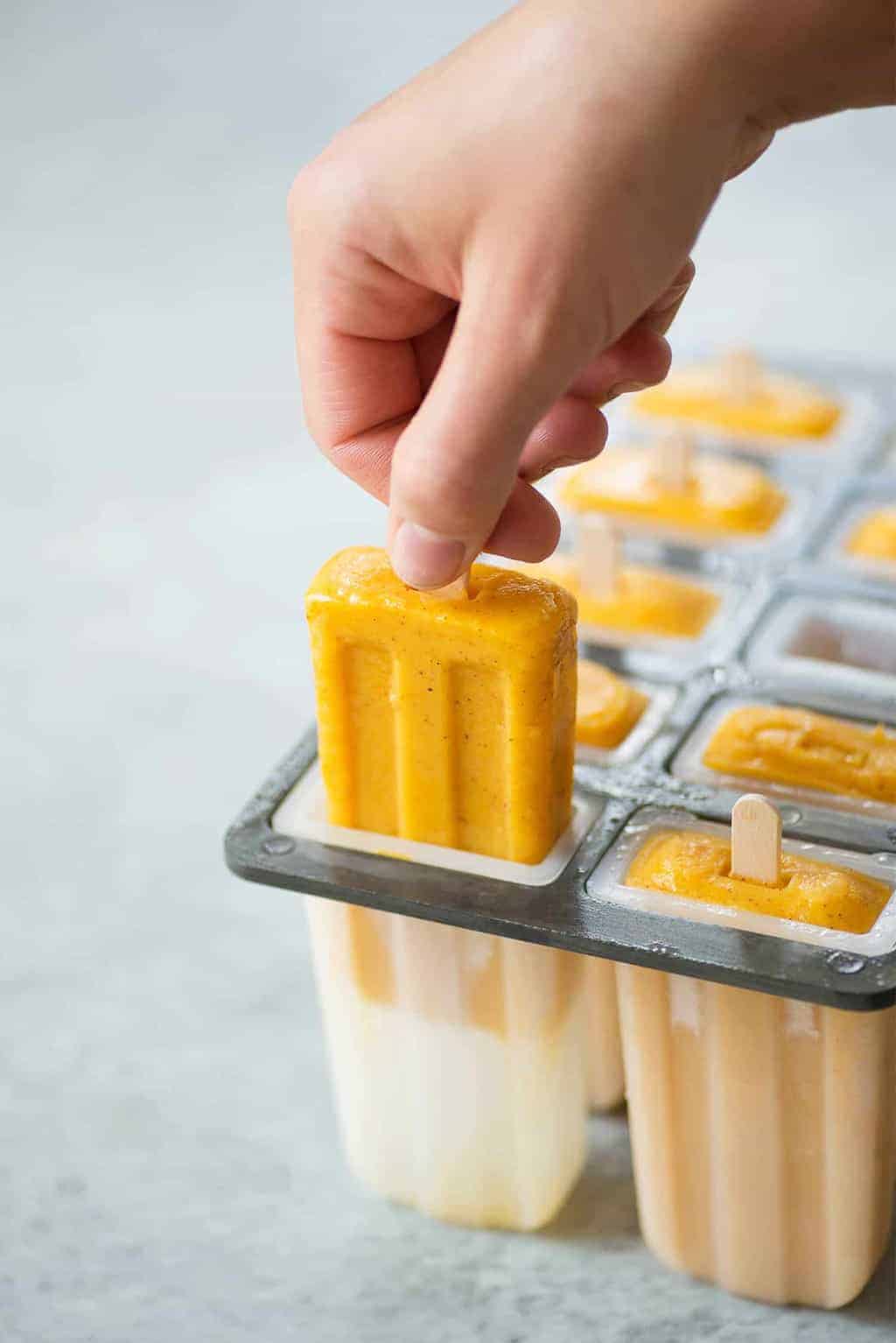 If You Love Chili Salt On Fresh Mango, Then You'Ve Gotta Try These Sweet Chili Mango Popsicles! Dairy-Free, Vegan And Gluten-Free. | Www.delishknowledge.com