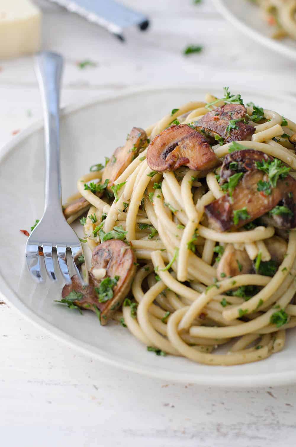 The Best Creamy Mushroom Pasta! Made With A Secret Ingredient, This Pasta Is Packed With Savory Umami Flavor And Ready In Just 20 Minutes! Save This For Weeknight Dinners. | Www.delishknowledge.com