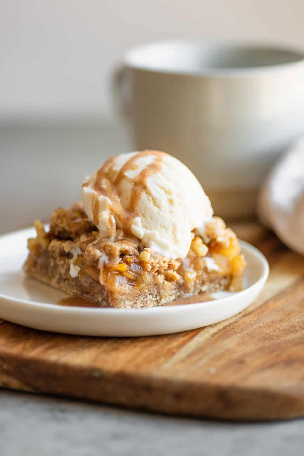 Vegan Apple Pie Bars