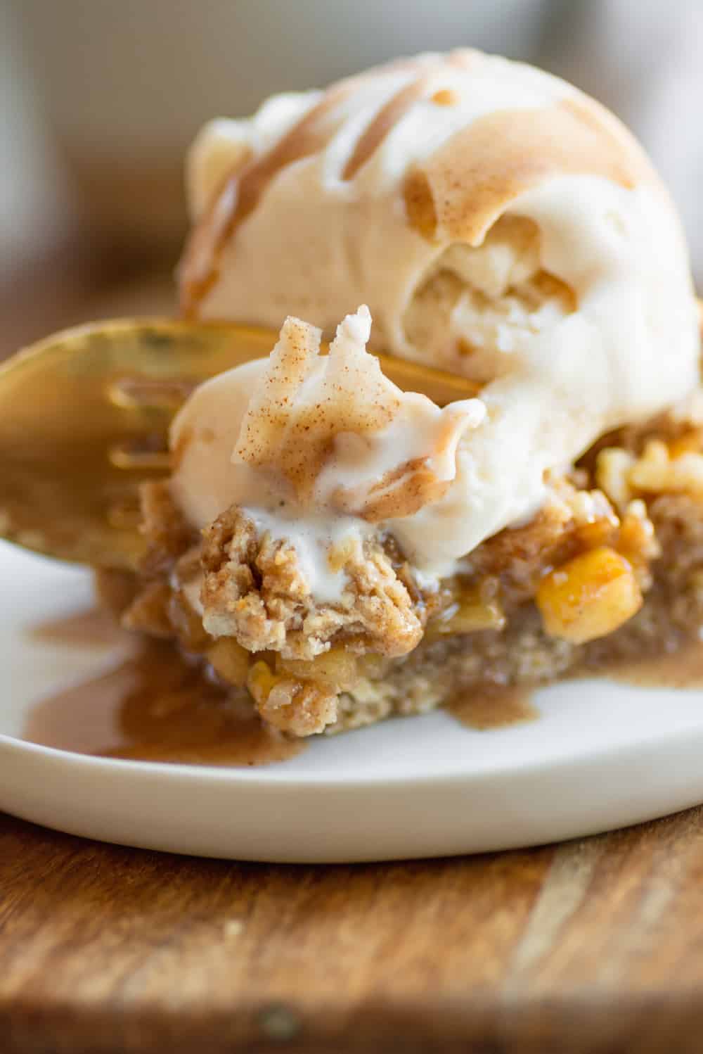 Vegan Apple Pie Bars