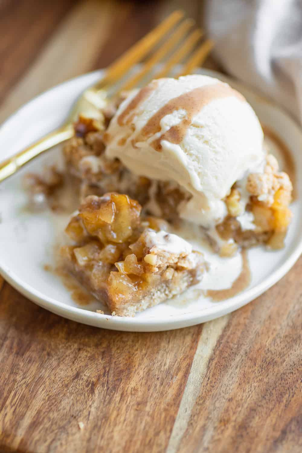 Apple Pie Bars