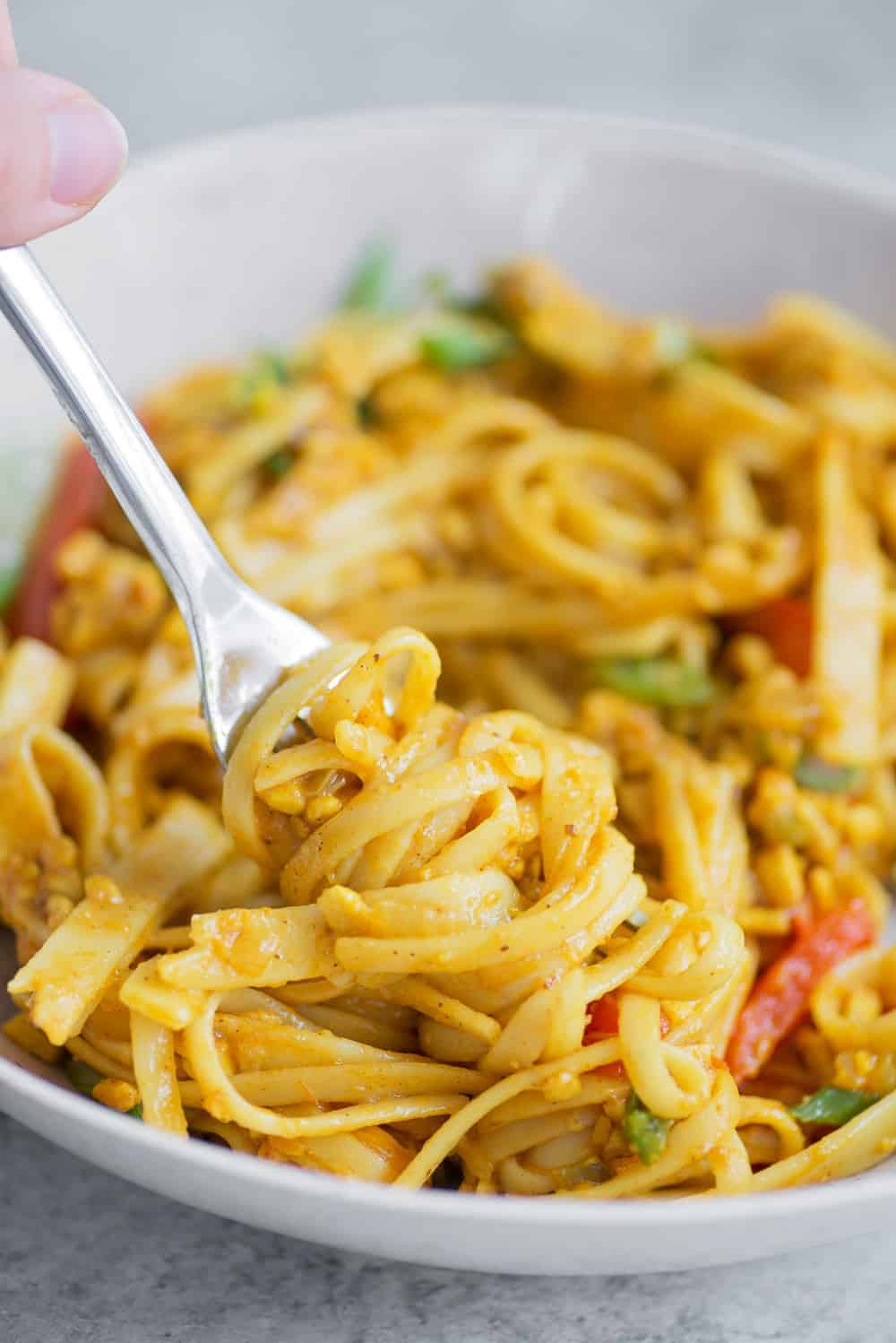 Vegan Curry Noodles Recipe - Delish Knowledge