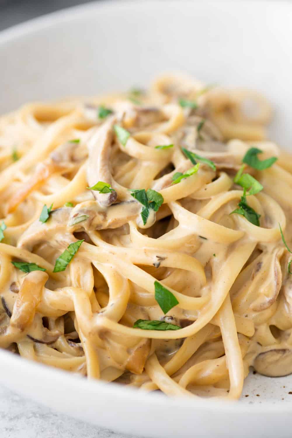 Vegan Mushroom Fettuccine Alfredo - Delish Knowledge