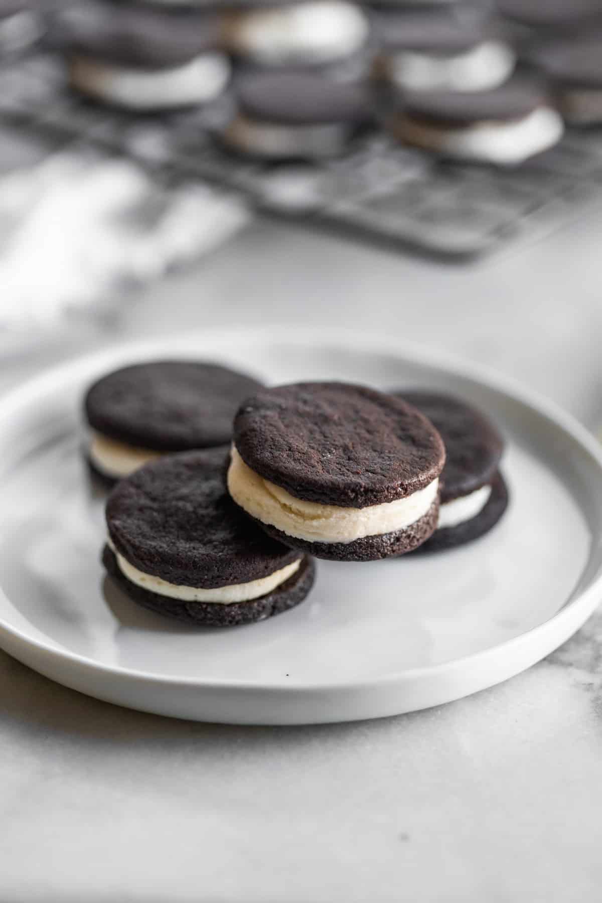 Homemade Peppermint Oreo Cookies