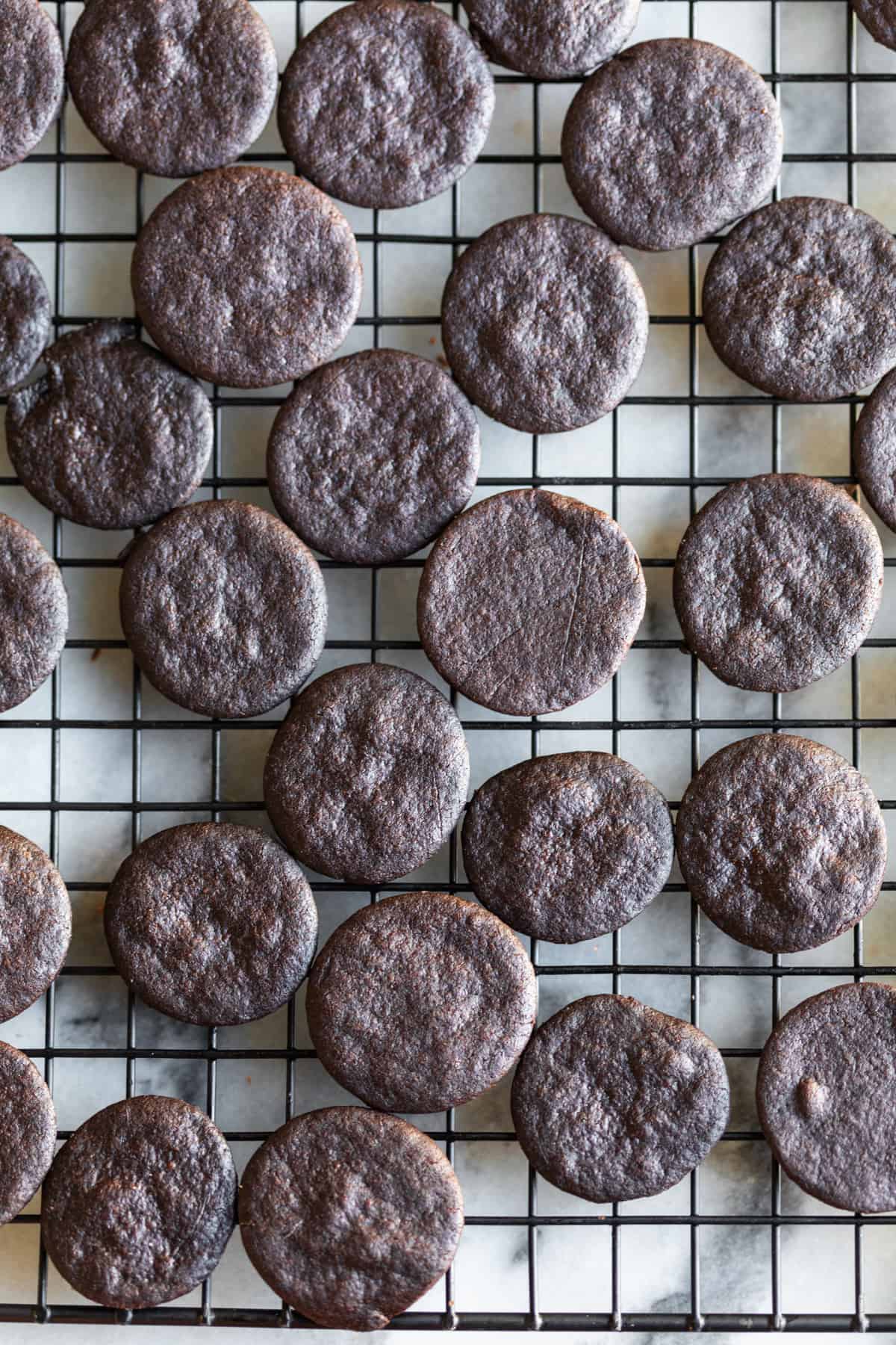 Vegan Oreo Cookie 6