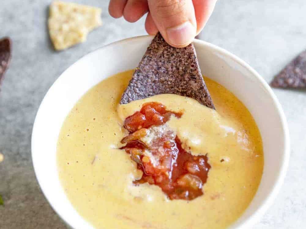 vegan queso dip