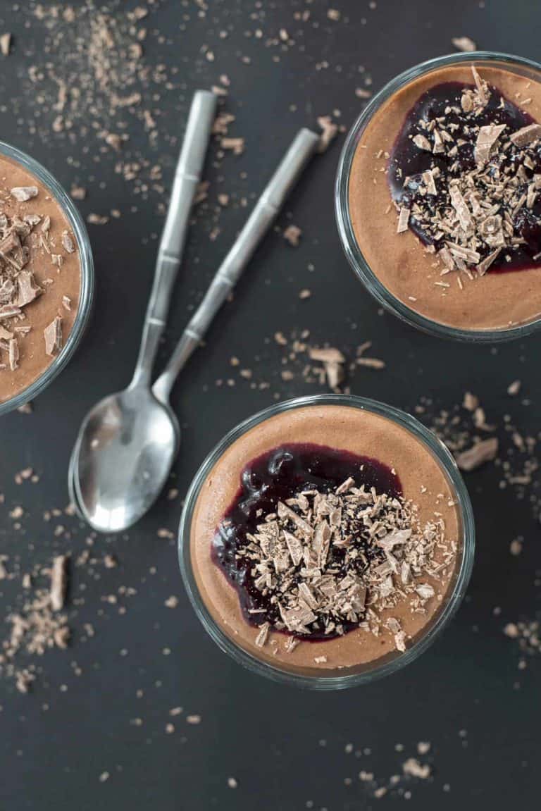 Chocolate Cherry Mousse! Made With Aquafaba. A Light And Creamy Dessert, Perfect For Valentine'S Day. Vegan, Gluten-Free And Nut-Free. | Www.delishknowledge.com