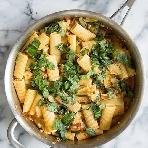 Simple Weeknight Zucchini Pasta Sauce 7 Pan Of Zucchini Pasta