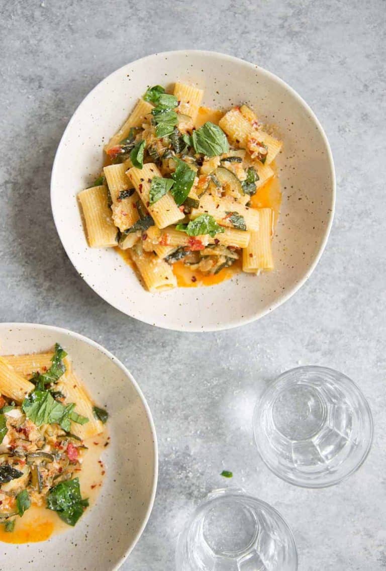 things to add to plain pasta