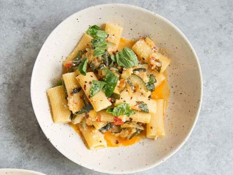 Zucchini Rigatoni With Basil And Tomatoes