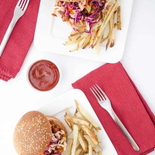BBQ Chickpea Sandwiches & Rainbow Slaw 7 Vegan Bbq! Chickpeas Smothered In A Smoky, Spicy Bbq Sauce Topped With A Healthy, Dairy-Free Rainbow Slaw. Perfect Football Appetizers Or Weekend Lunch!