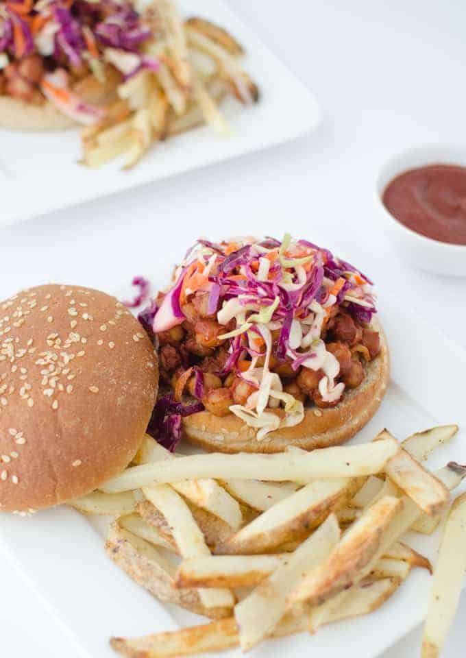 Vegan Bbq! Chickpeas Smothered In A Smoky, Spicy Bbq Sauce Topped With A Healthy, Dairy-Free Rainbow Slaw. Perfect Football Appetizers Or Weekend Lunch! 