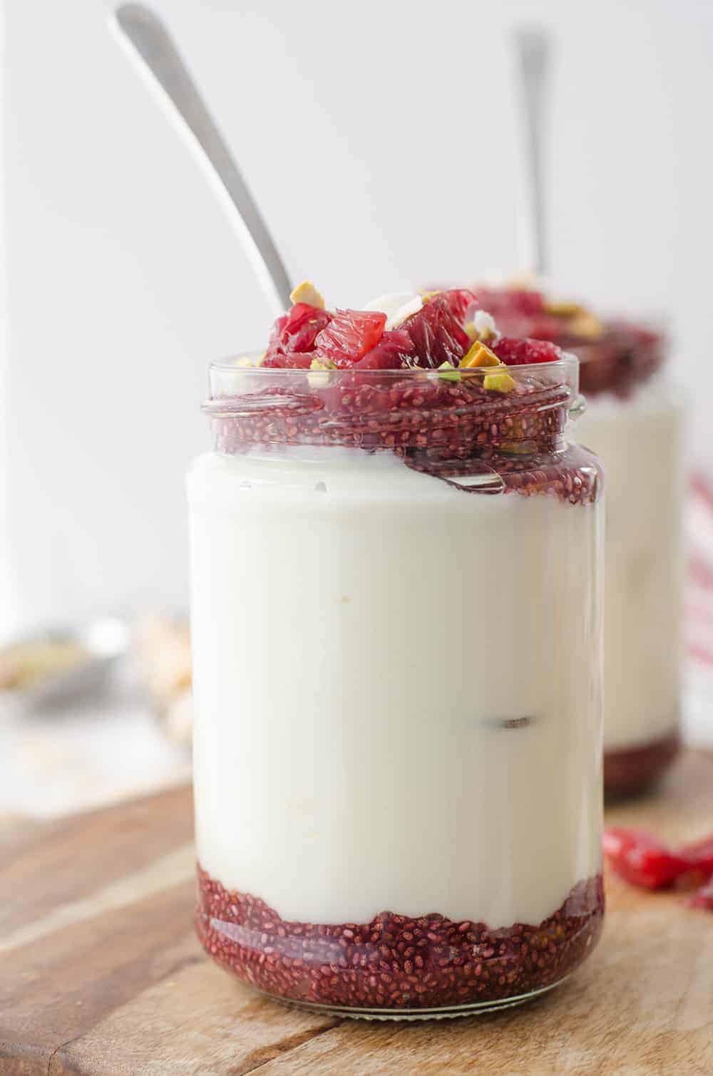 Blood Orange Chia Pudding Parfaits! Make Ahead Breakfasts! Layers Of Blood Orange Chia Jelly With Vanilla Yogurt. Make Them Before For An Easy Grab And Go Breakfast Option! | Www.delishknowledge.com