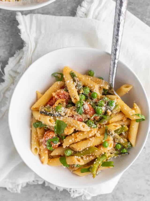 20 Easy Vegan Pasta Recipes - Delish Knowledge