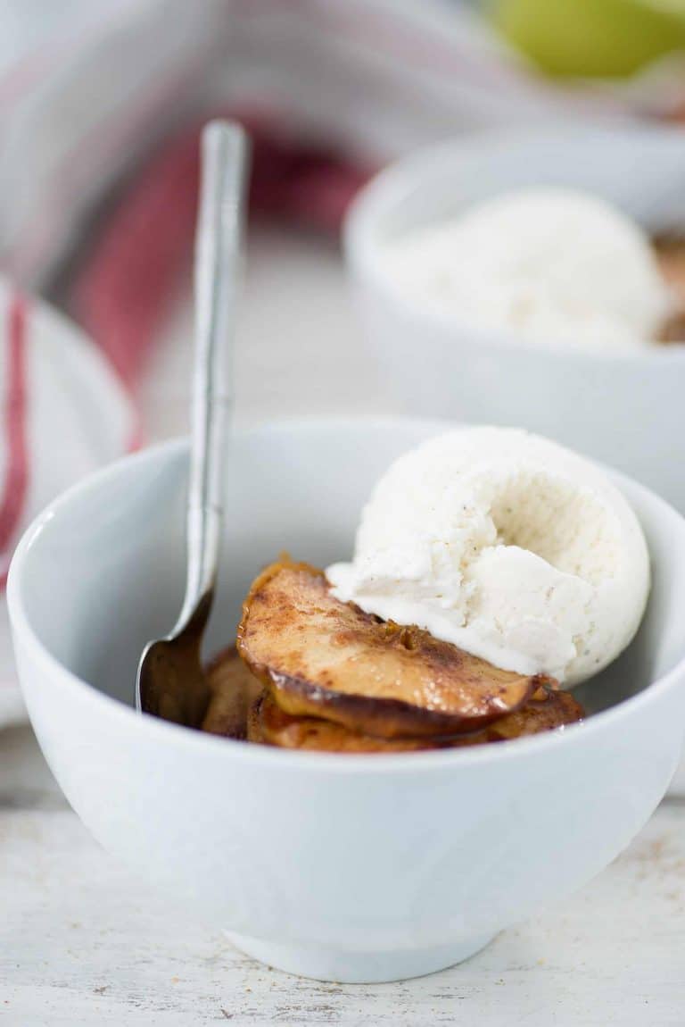 Easy Baked Apples - Delish Knowledge