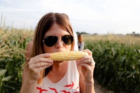 Eatingcorn