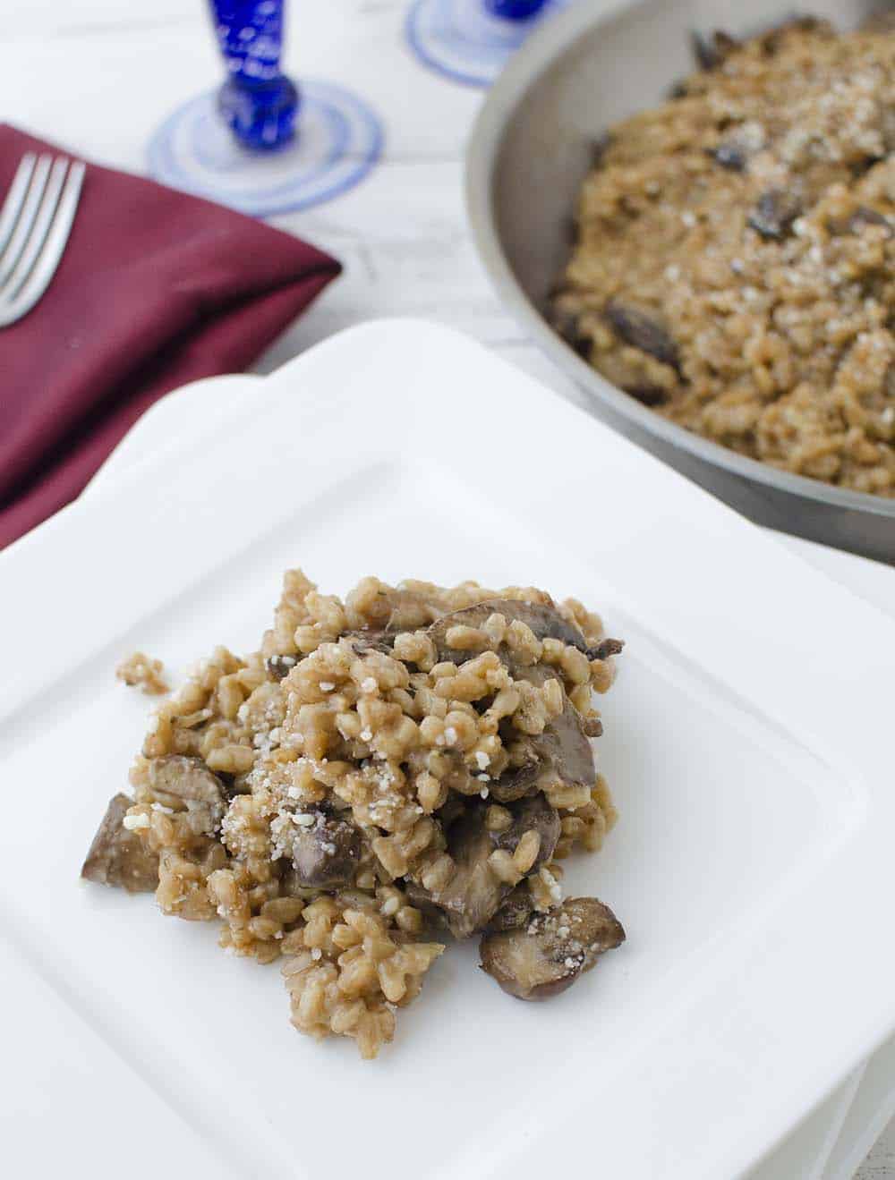 Farro Risotto! A Healthy Risotto That'S So Flavorful! Farro Cooked With White Wine, Vegetable Broth, Shallots And Mushrooms. Vegetarian And Vegan Versions. | Www.delishknowledge.com