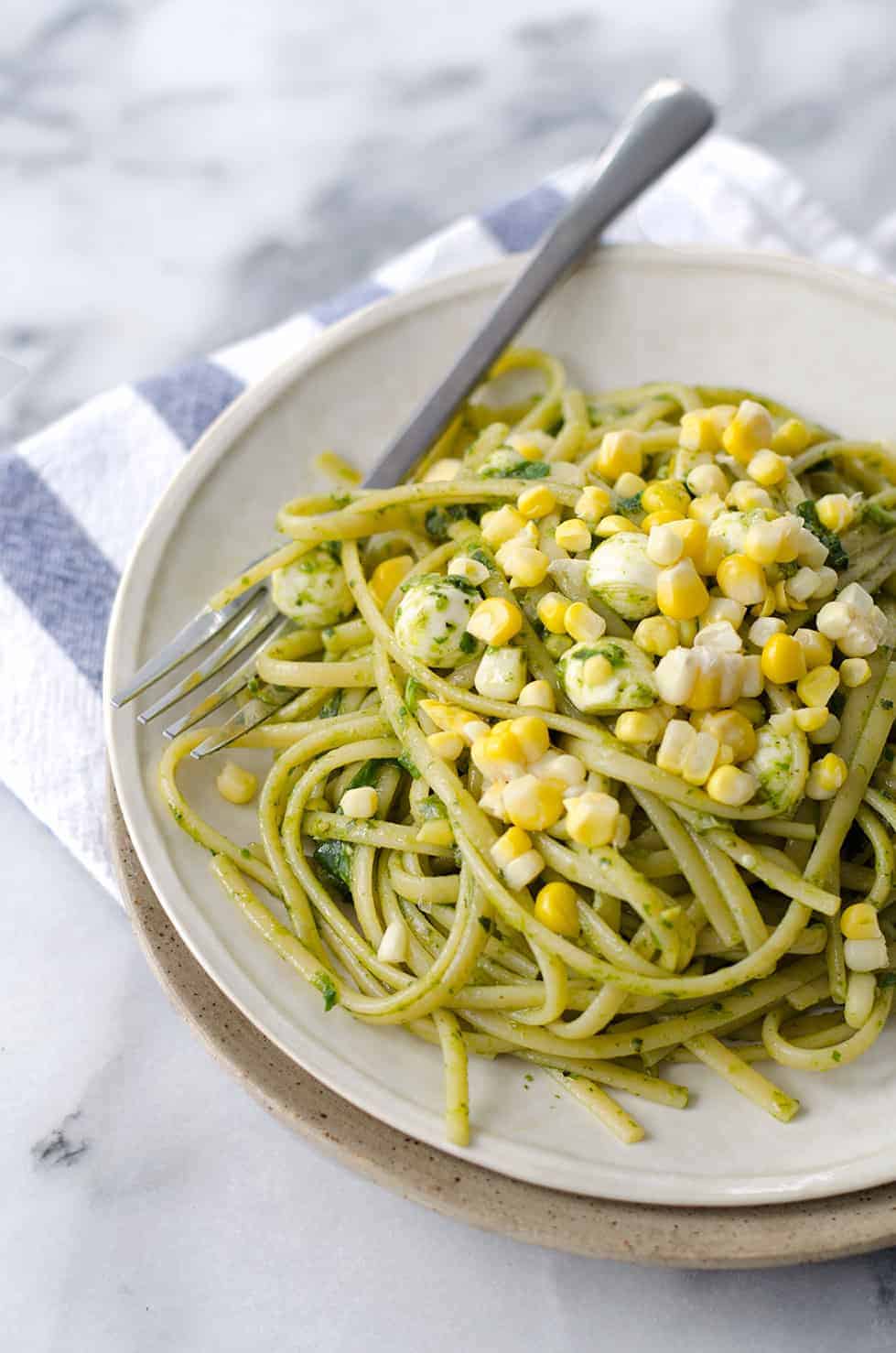 Fettuccini With Arugula Pesto And Sweet Corn- The Perfect Pasta For Summer! Ready In Just 20 Minutes! Vegetarian, Easily Vegan. | Www.delishknowledge.com 