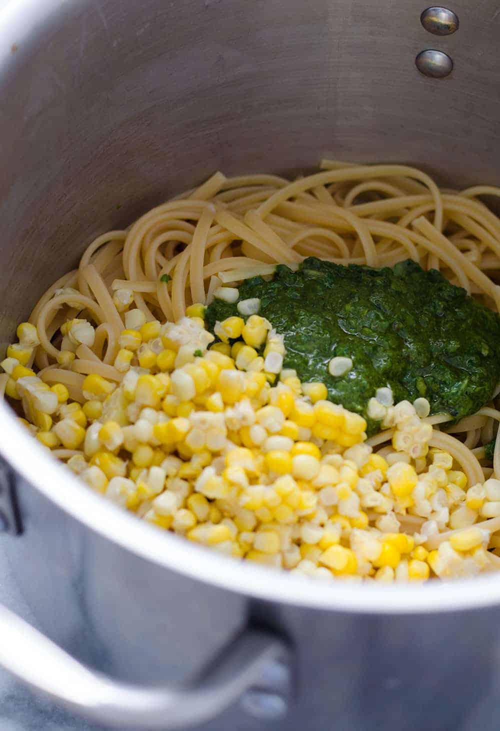 Fettuccini With Arugula Pesto And Sweet Corn- The Perfect Pasta For Summer! Ready In Just 20 Minutes! Vegetarian, Easily Vegan. | Www.delishknowledge.com 