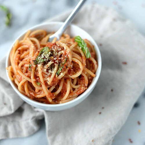 Fresh Tomato Sauce with Spaghetti + Video 9 Fresh Tomato Sauce With Spaghetti! This Cheaters Pomodoro Is The Only Recipe You Need For Summer Tomatoes! A Trick For Perfect Tomato Sauce Without Any Fancy Tools. Ready In Just 20 Minutes! Vegan And Vegetarian. | Www.delishknowledge.com