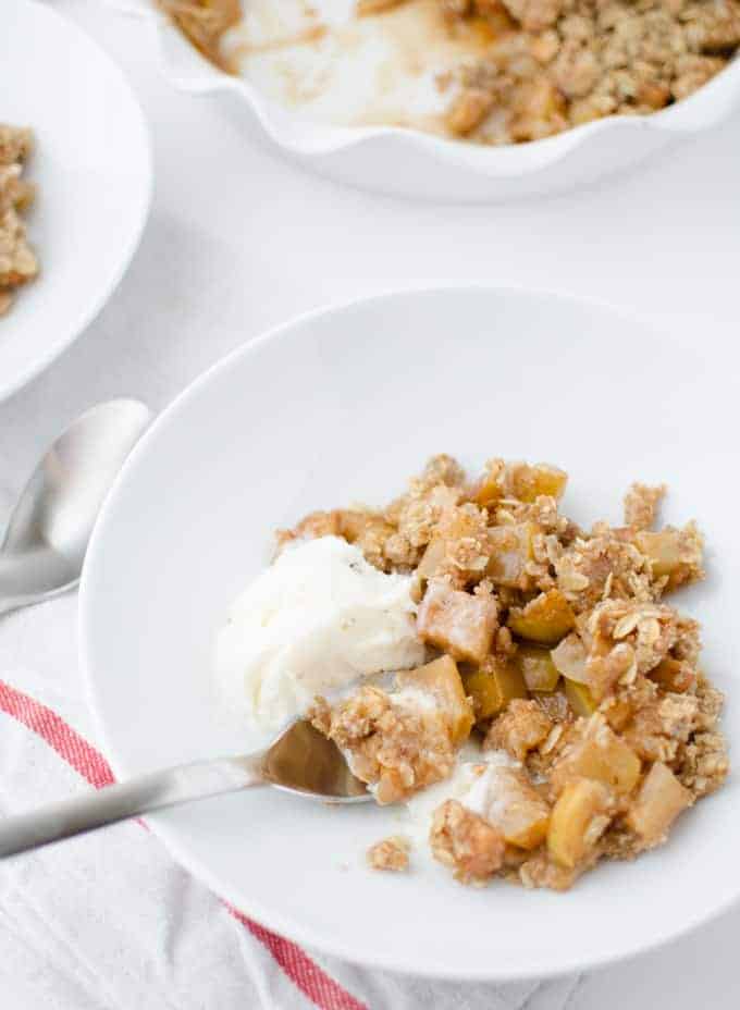 Fall Crisp! A Healthy, Fiber-Packed Dessert Featuring Juicy Pears, Apples And Ginger. 