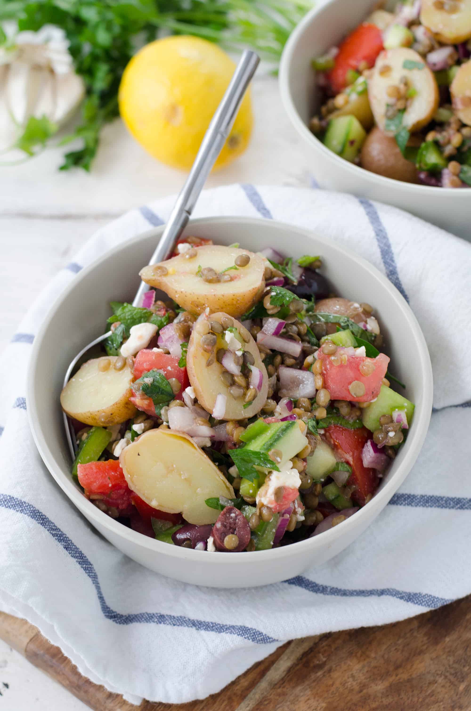 Greek Lentil And Potato Salad! This Side Salad Is Perfect For Summer. Lentils, Herbed Potatoes And Vegetables In A Lemon Dressing. A Must-Try! Vegetarian, Easily Vegan. | Www.delishknowledge.com 