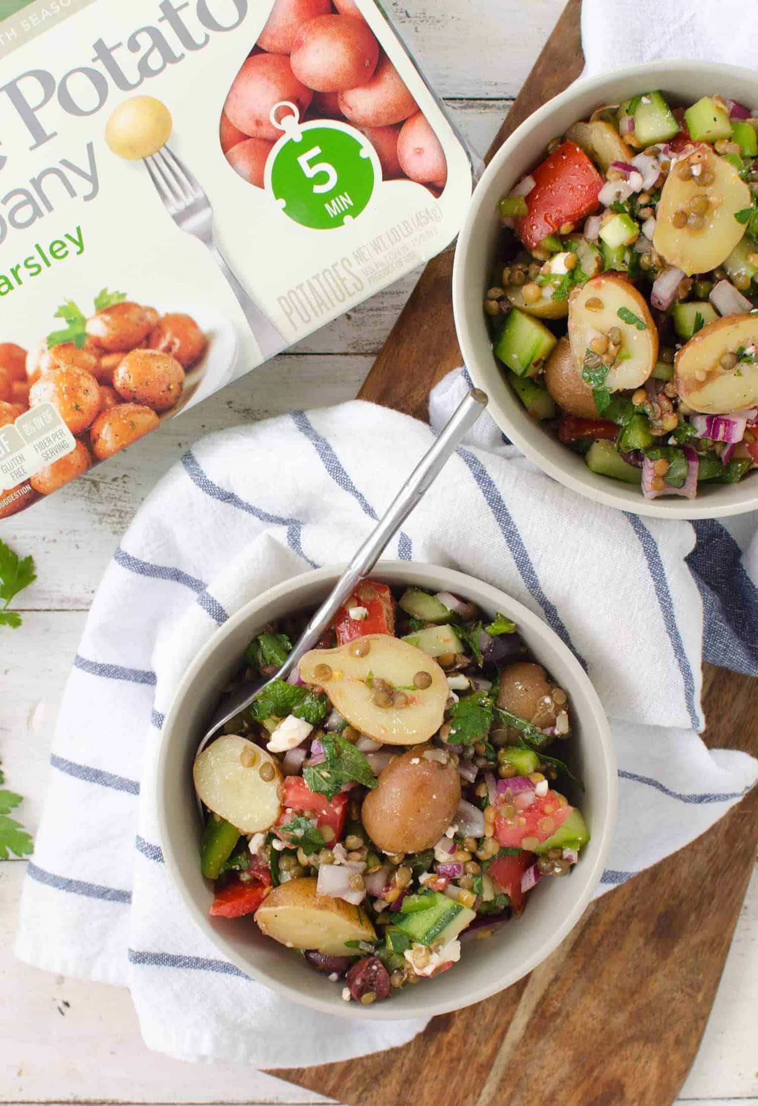 Greek Lentil And Potato Salad! This Side Salad Is Perfect For Summer. Lentils, Herbed Potatoes And Vegetables In A Lemon Dressing. A Must-Try! Vegetarian, Easily Vegan. | Www.delishknowledge.com 