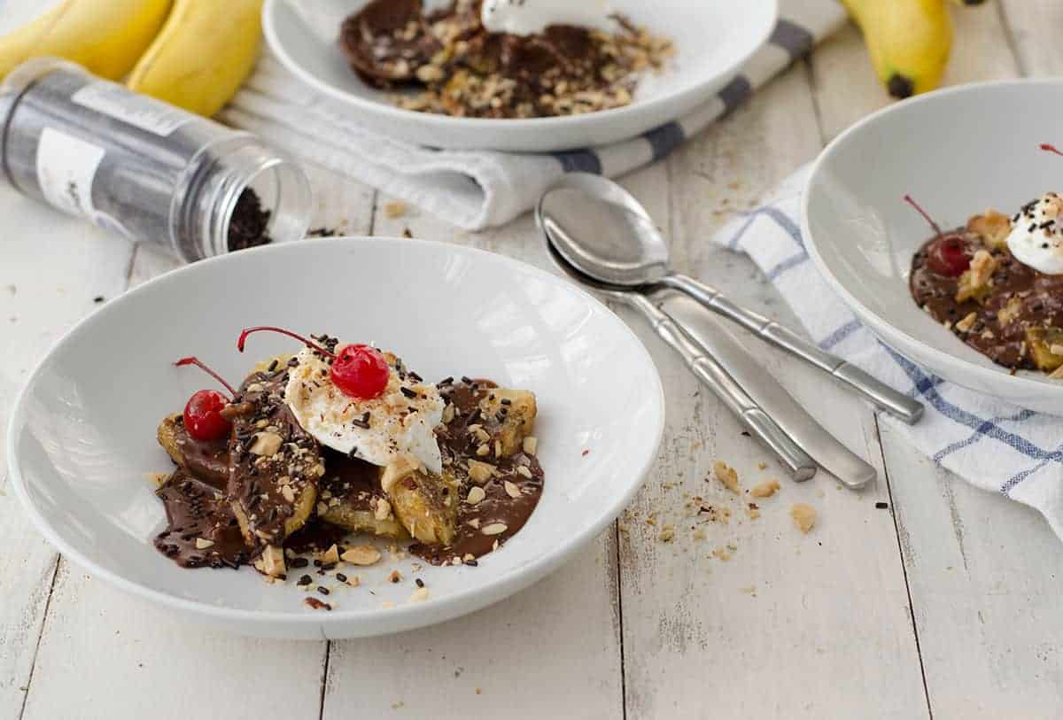 Grilled Banana Sundaes with Chocolate Hazelnut Sauce Delish Knowledge