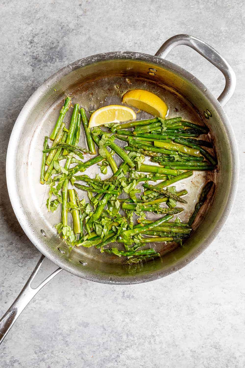 How To Cook Asparagus: 4 Easy Ways 6 How To Cook Asparagus In A Pan With Lemon