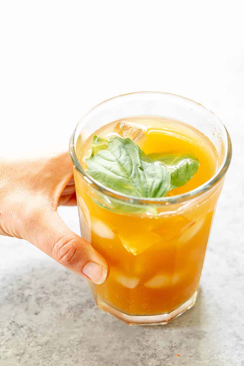 How to Make Peach Iced Tea 5 How To Make Peach Iced Tea