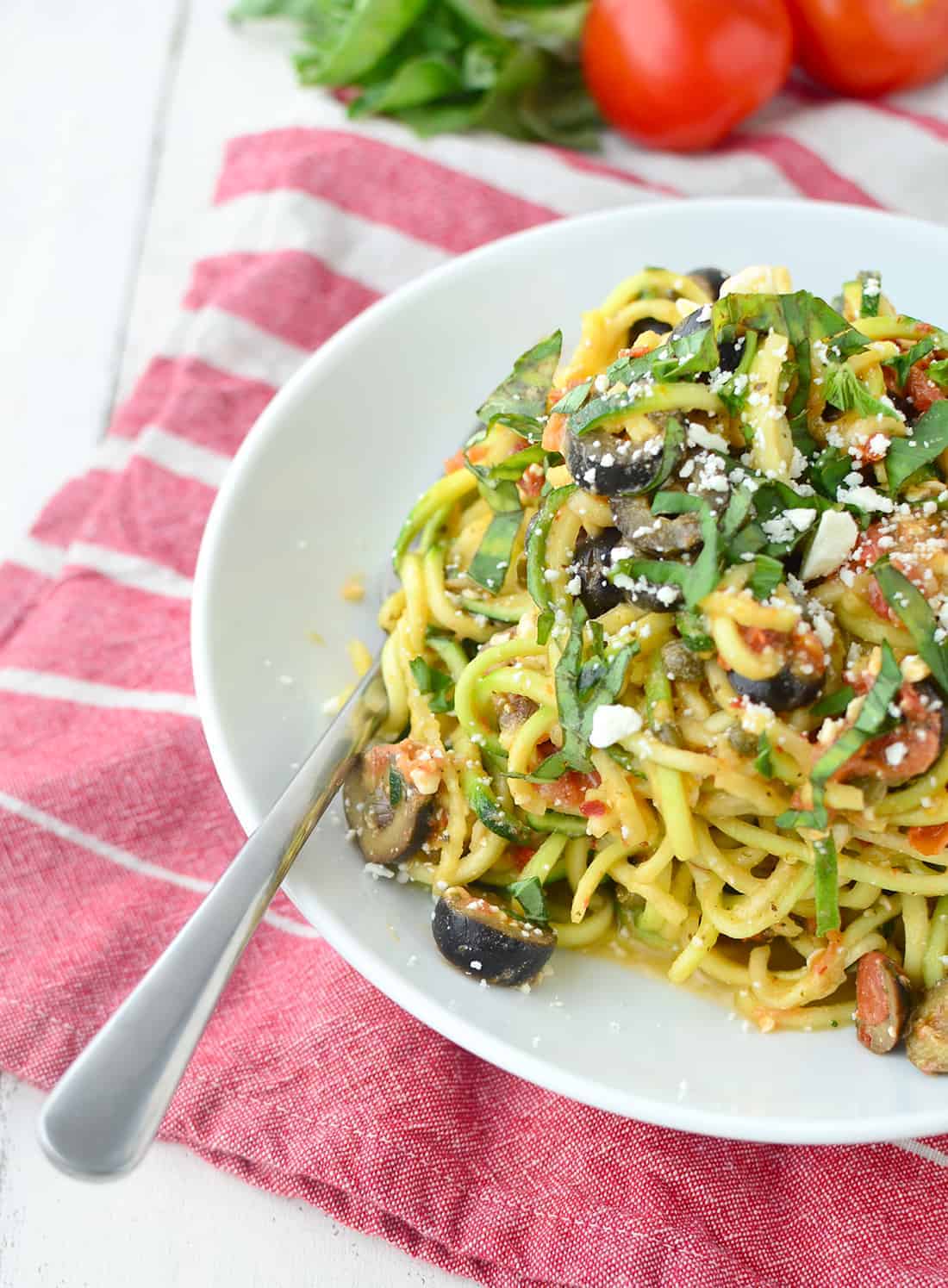 Mediterranean Zucchini Noodles! You Are Going To Love These Easy, Low-Carb Noodles. #Zoodles #Healthy #Vegetarian | Www.delishknowledge.com 