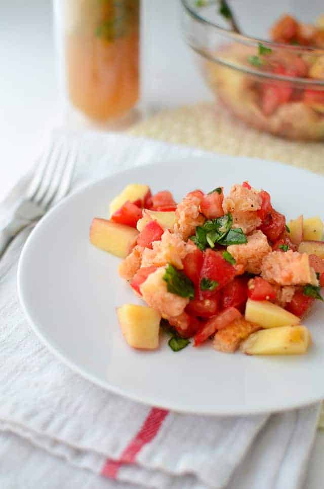 Peachpanzanellasalad3