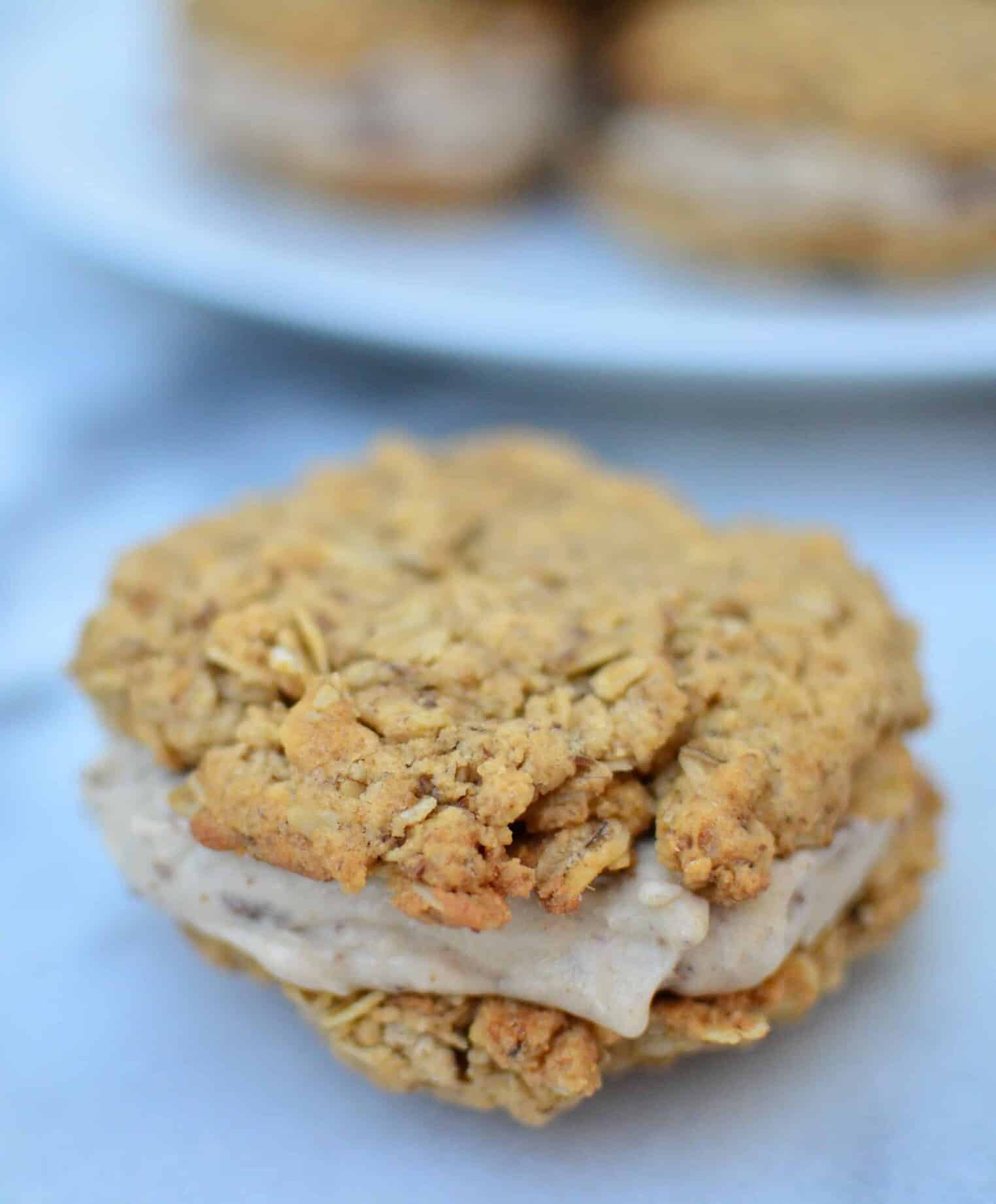 peanut butter banana icecreamsandwiches