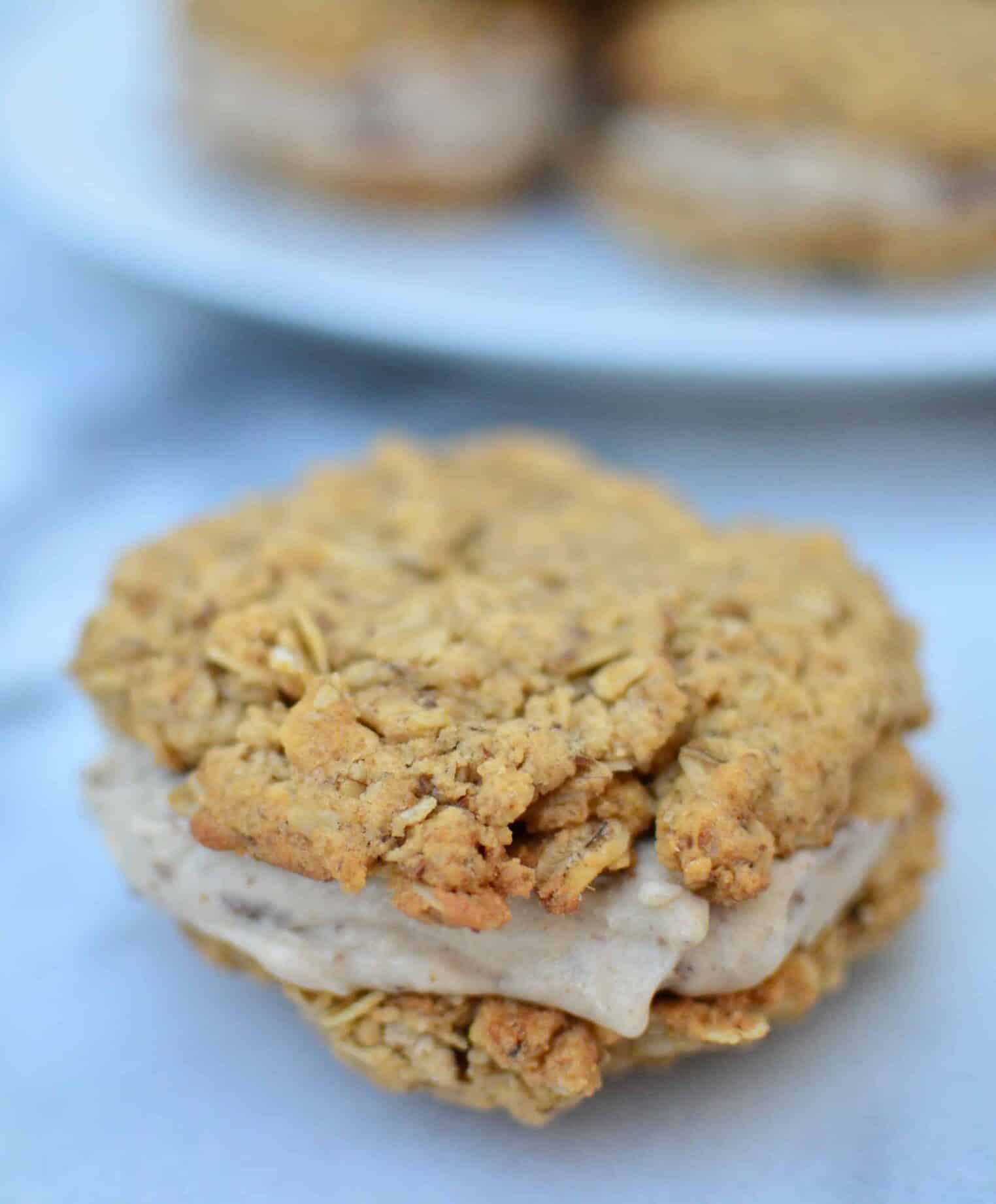 Peanut Butter Banana Icecreamsandwiches