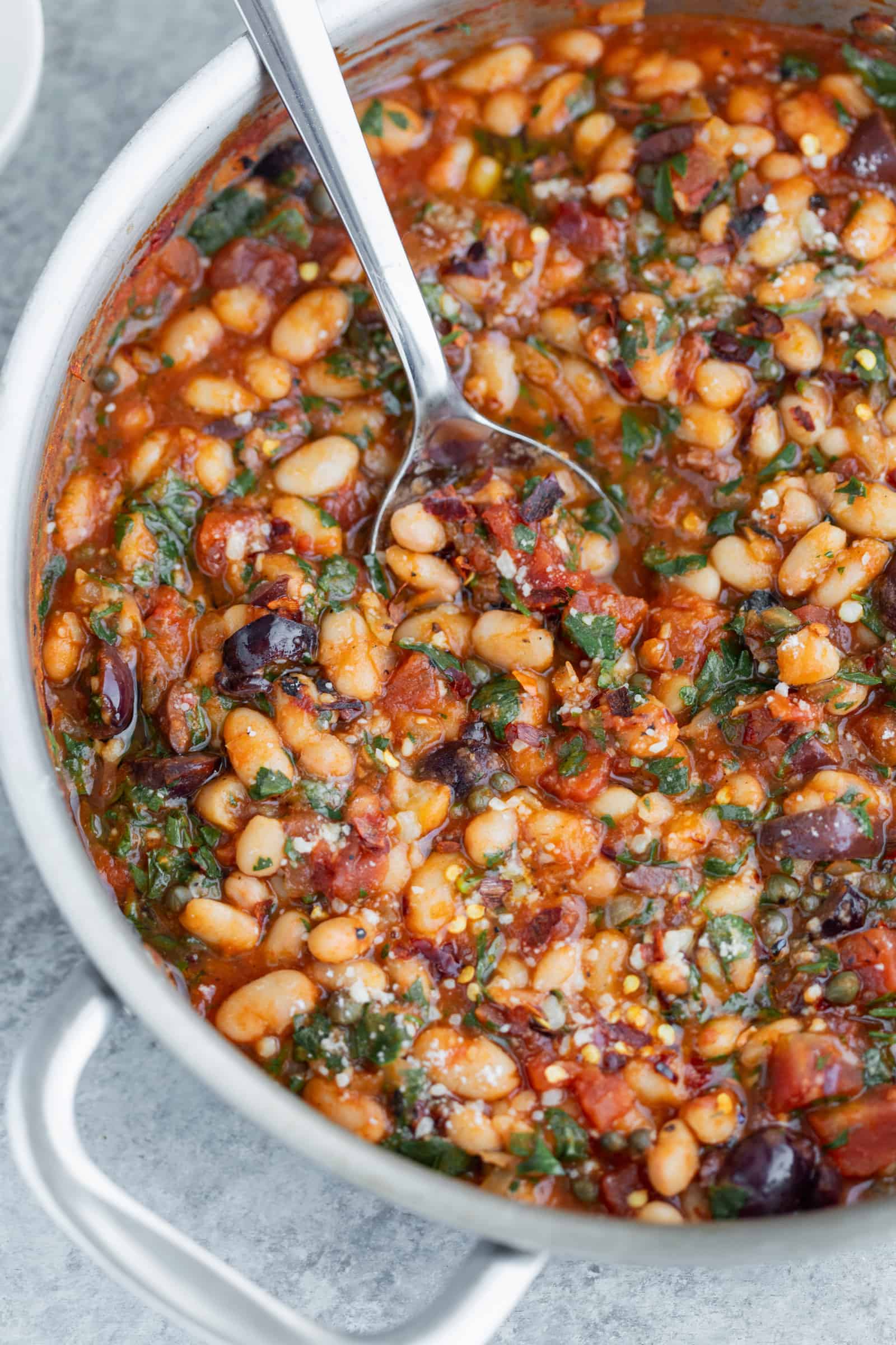 Puttanesca Beans with Garlic Bread 11 Puttanesca Beans
