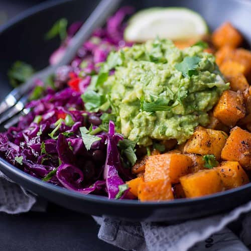 Roasted Butternut Squash Burrito Bowls! You Will Love These Gluten-Free And Vegan Burrito Bowls. Roasted And Spiced Butternut Squash Cubes, Black Bean And Cabbage Slaw With Homemade Guacamole. Vegan &Amp; Gluten-Free | Www.delishknowledge.com