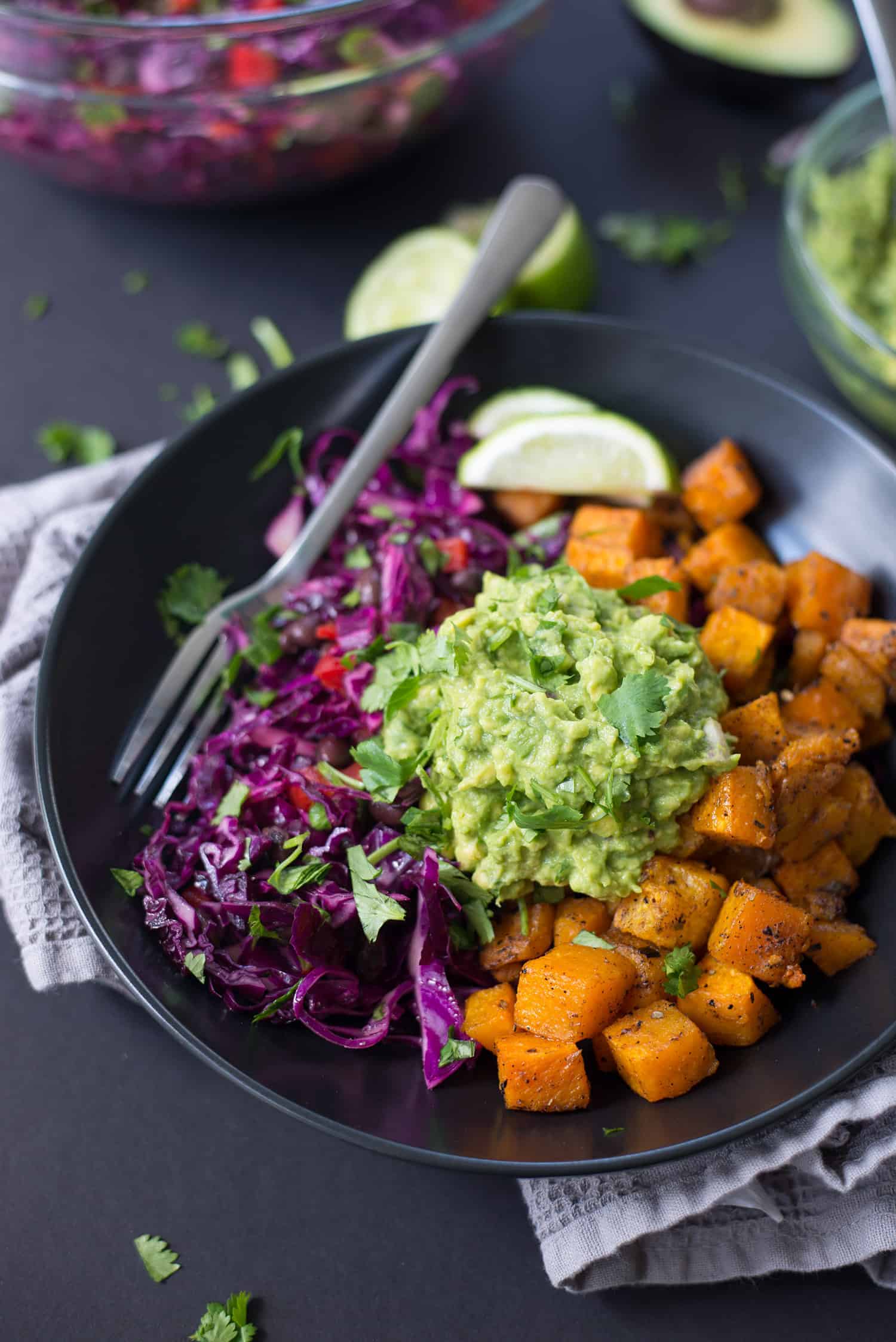 Roasted Butternut Squash Burrito Bowls! You Will Love These Gluten-Free And Vegan Burrito Bowls. Roasted And Spiced Butternut Squash Cubes, Black Bean And Cabbage Slaw With Homemade Guacamole. Vegan &Amp; Gluten-Free | Www.delishknowledge.com