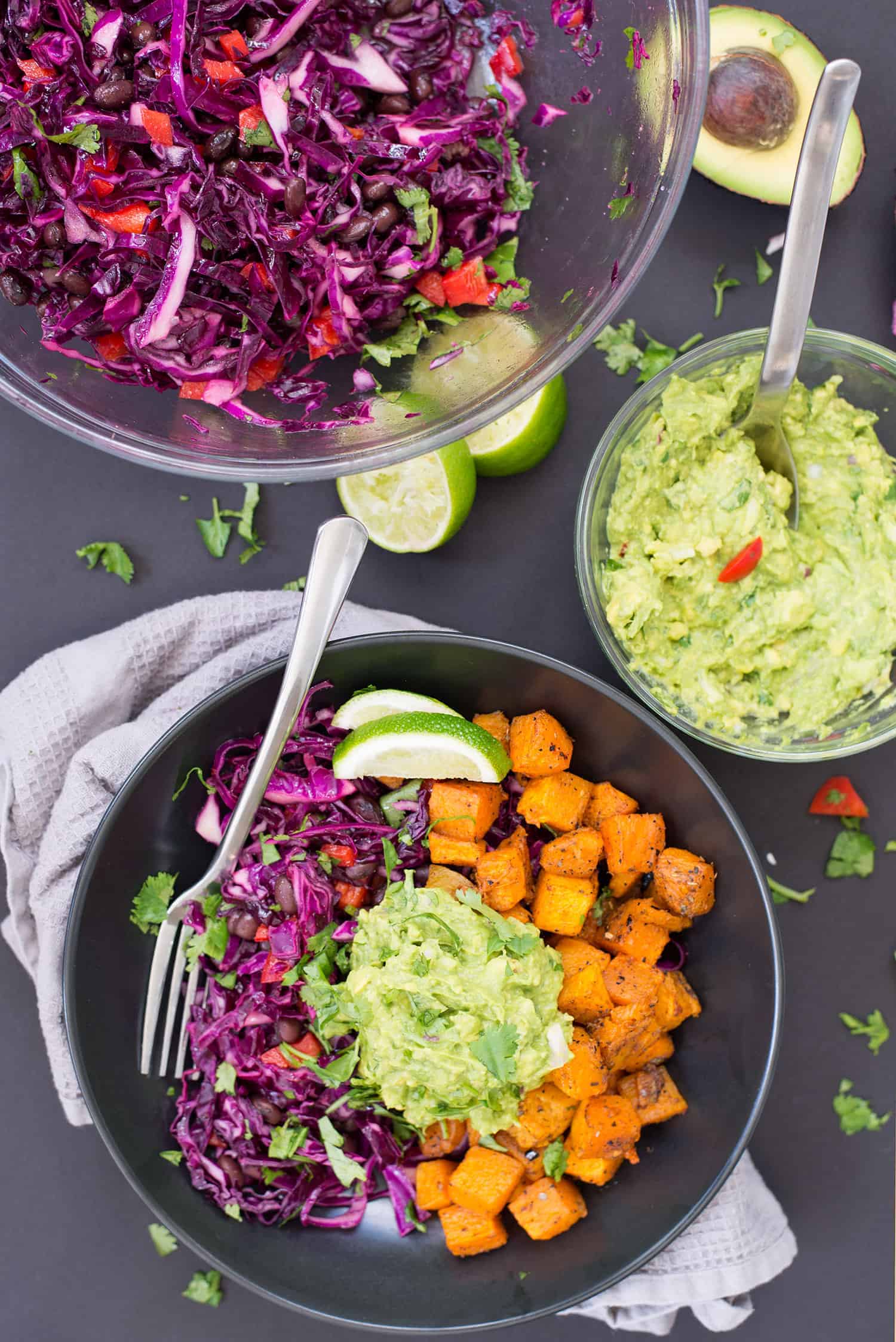 Roasted Butternut Squash Burrito Bowls! You Will Love These Gluten-Free And Vegan Burrito Bowls. Roasted And Spiced Butternut Squash Cubes, Black Bean And Cabbage Slaw With Homemade Guacamole. Vegan &Amp; Gluten-Free | Www.delishknowledge.com