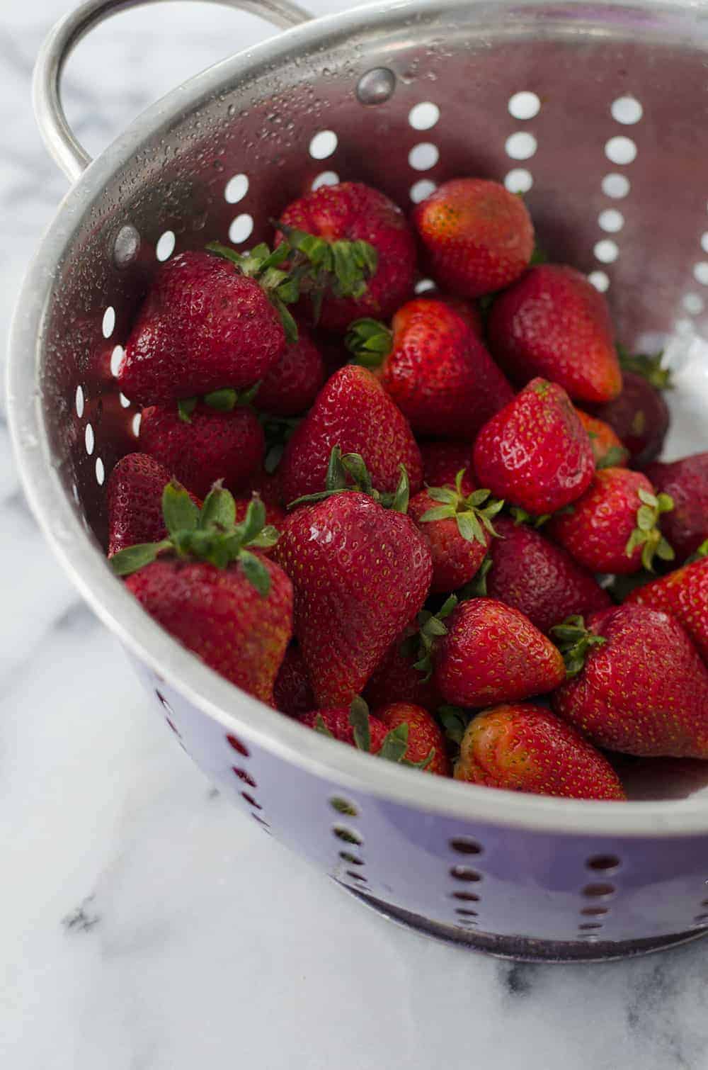 Roasted Strawberry Balsamic Ice Cream! You Are Going To Love This Vegan Ice-Cream. Roasted Strawberries Give This So Much Flavor, Incredible That It'S Dairy-Free! Only 5 Ingredients! | Www,Delishknowledge.com