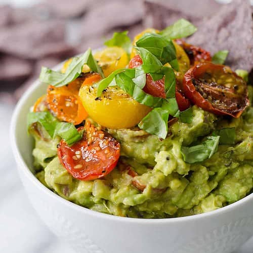 Roasted Tomato Guacamole 7 Roasted Tomato Guacamole! The Perfect Dip For Summer Or To Spread On Avocado Toast. Vegan &Amp; Gluten-Free | Www.delishknowledge.com