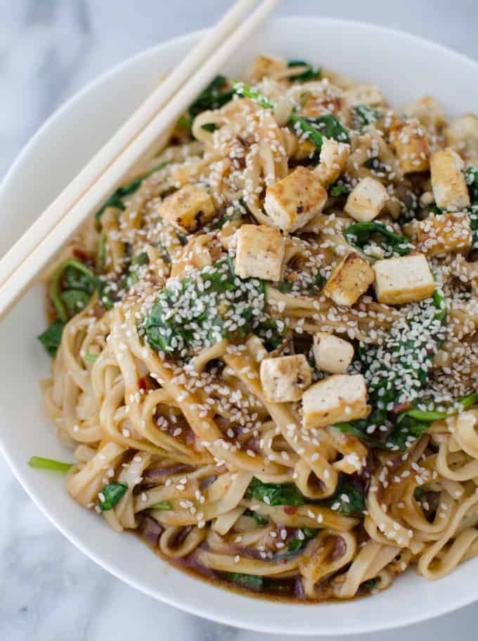 Sesame Garlic Stir Fry Noodles - Delish Knowledge