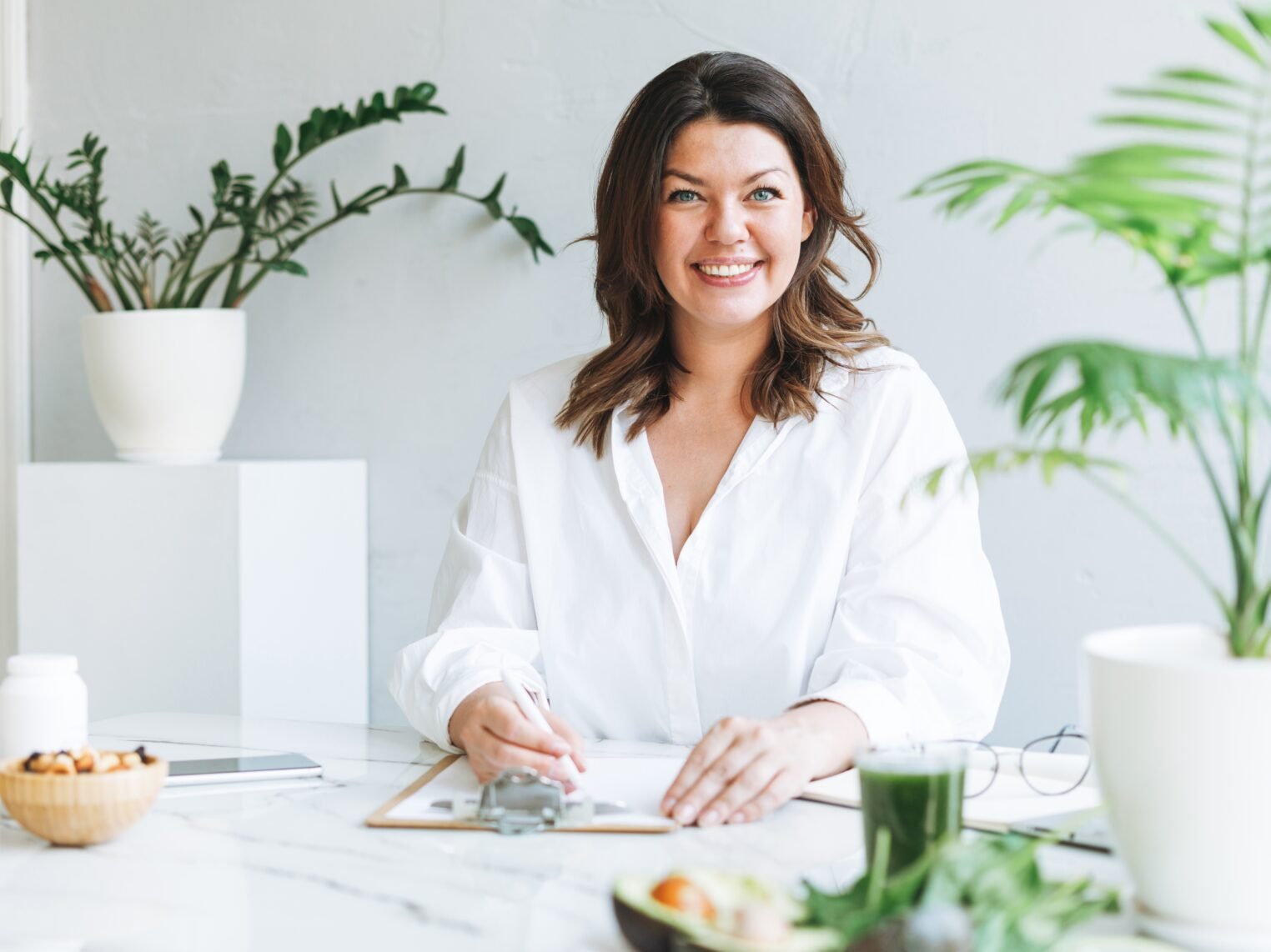 Everything You Need to Know about the Mediterranean Diet 12 Portrait,Of,Young,Smiling,Brunette,Woman,Doctor,Nutritionist,Plus,Size