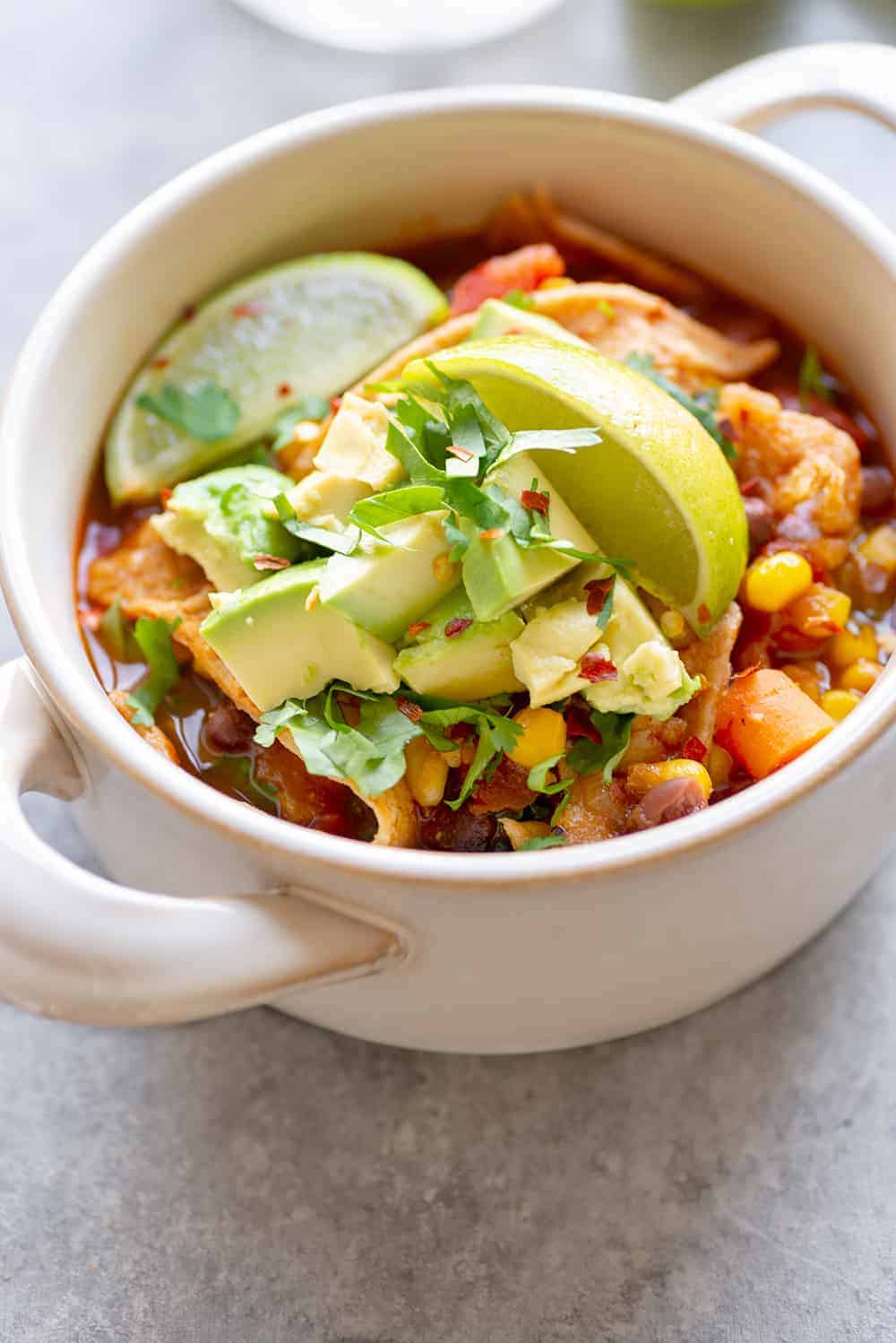 Weeknight Tortilla Soup! This Vegan Tortilla Soup Is So Delicious And Packed With Plant-Based Protein, Fiber And Vegetables. Healthy, Filling A Must-Try! #Vegantortillasoup #Healthy #Tortillasoup 