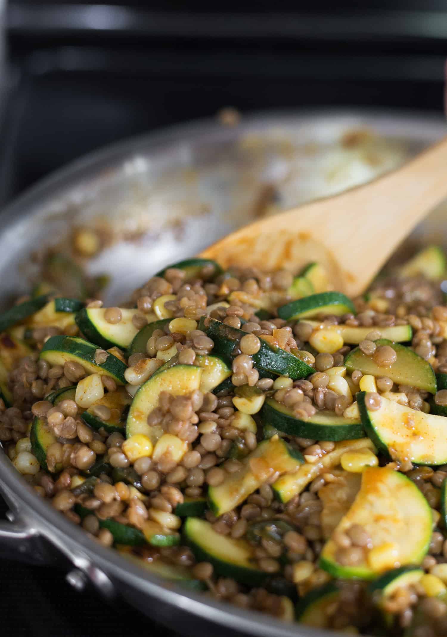 Zucchini And Lentil Tacos! A Perfect Vegan Dinner. Spicy Zucchini And Corn, Lentils With A Creamy Jalapeno-Lime Sauce. | Www.delishknowledge.com