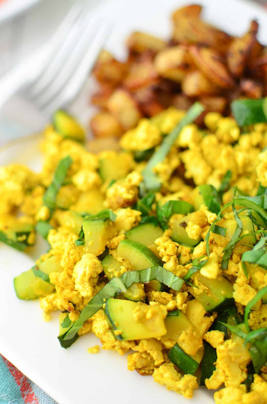 Zucchini And Basil Scramble! A Healthy, Cholesterol Free Breakfast Option. If You Haven'T Tried Tofu Scramble Before, You'Re In For A Treat! High Protein And Taste Just A Lot Like Eggs! | Www.delishknowledge.com